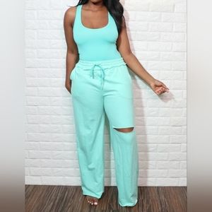 Never Worn: Teal tank and pant set
